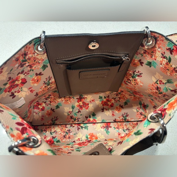 Steve Madden tote bag set - Picture 12 of 13